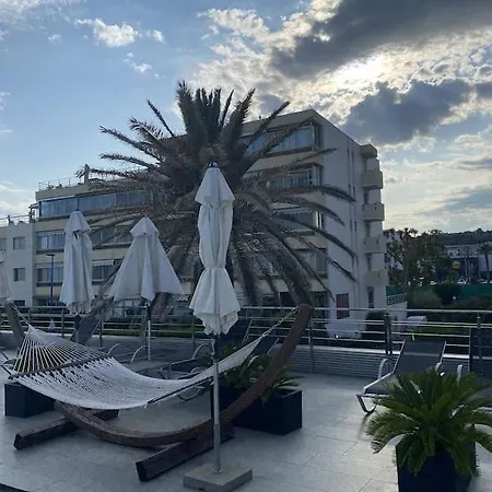 Apartament Studio Azur - Ocean Front View In Fully Renovated Studio Villeneuve-Loubet