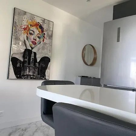 Studio Azur - Ocean Front View In Fully Renovated Studio * Villeneuve-Loubet