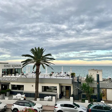 Studio Azur - Ocean Front View In Fully Renovated Studio Apartament Villeneuve-Loubet