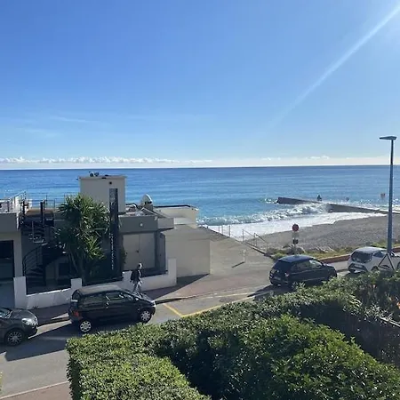 Apartmán Studio Azur - Ocean Front View In Fully Renovated Studio Villeneuve-Loubet